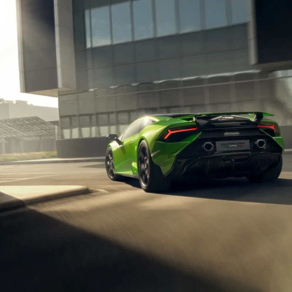 Lamborghini Huracán Tecnica schuin achter
