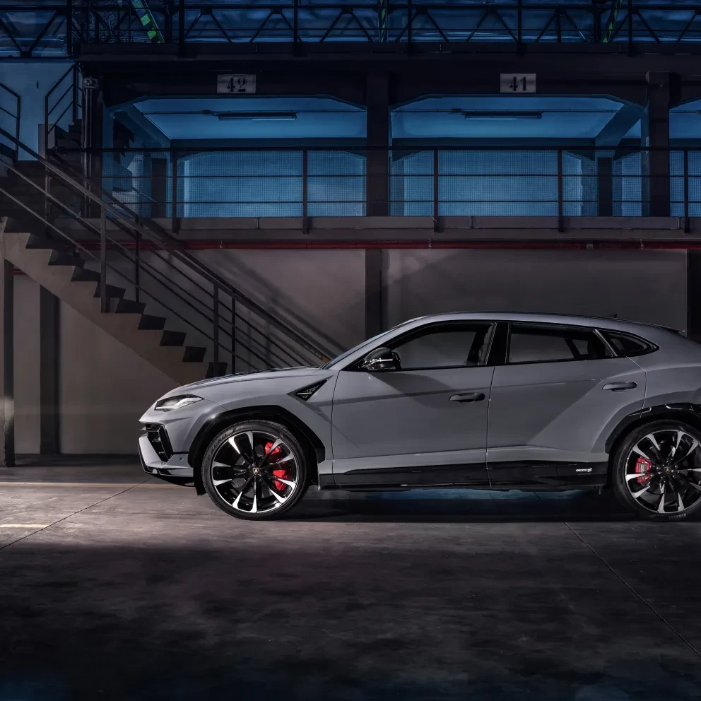 Lamborghini Urus S zijaanzicht 