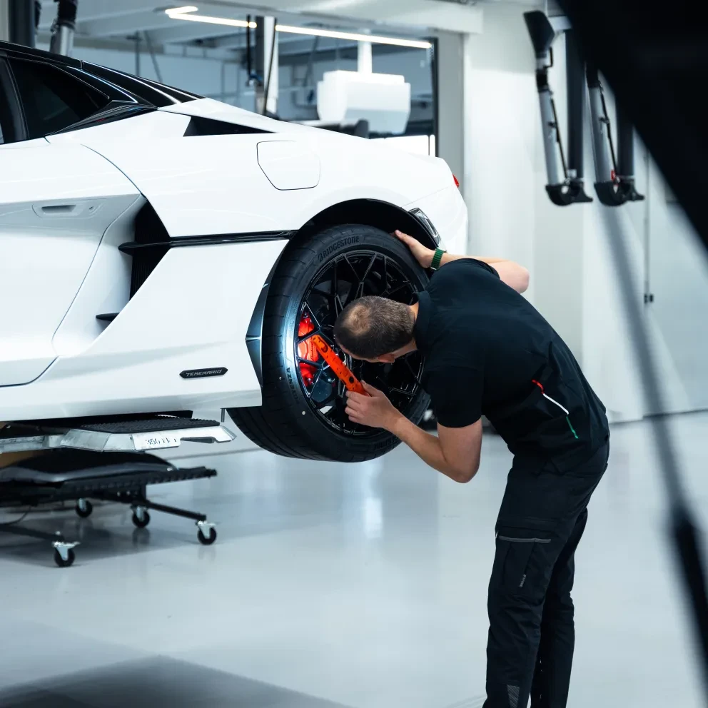 Lamborghini Rotterdam APK keuring