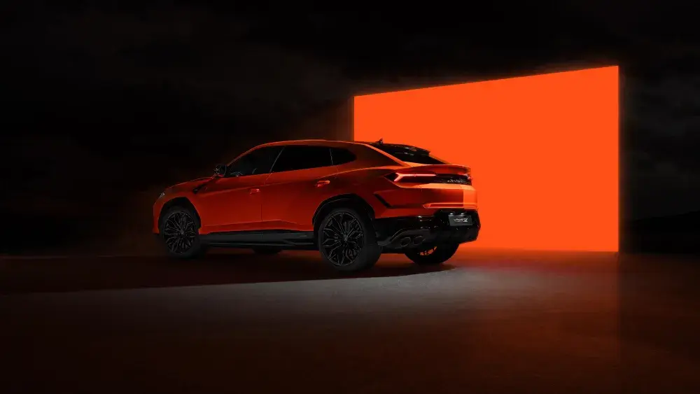 Lamborghini Urus SE 2.jpg